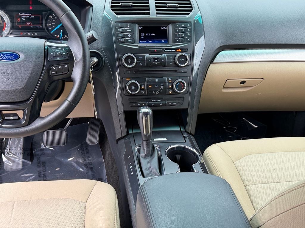 2017 Ford Explorer Base