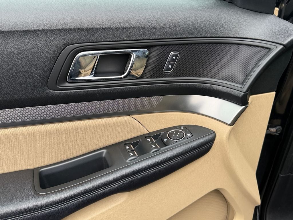 2017 Ford Explorer Base