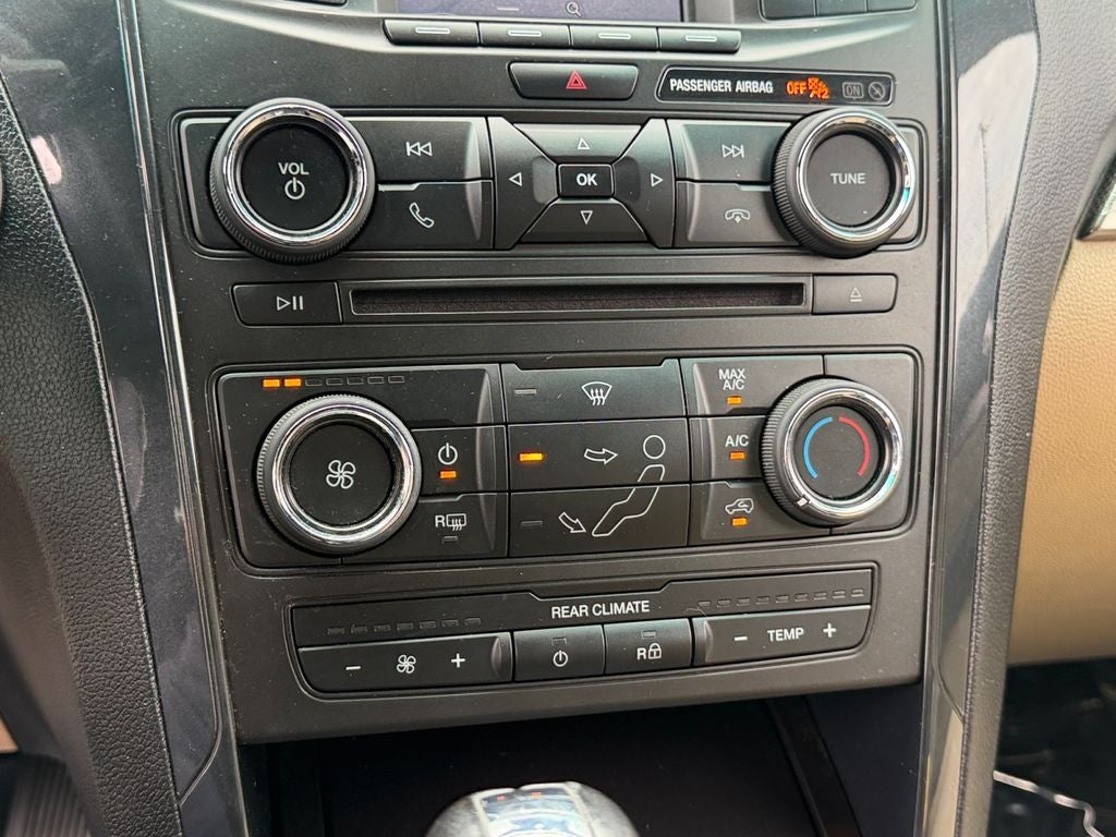 2017 Ford Explorer Base