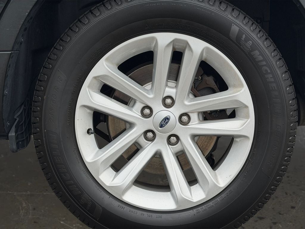 2017 Ford Explorer Base