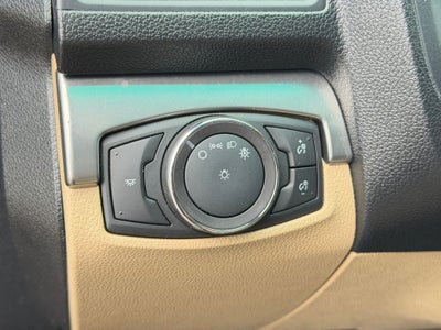 2017 Ford Explorer Base
