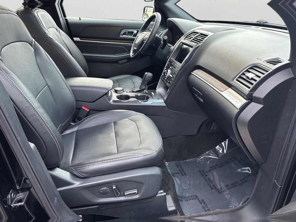 2018 Ford Explorer Limited Twin Panel Moonroof