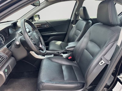 2016 Honda Accord EX-L w/Navigation and Honda Sensing
