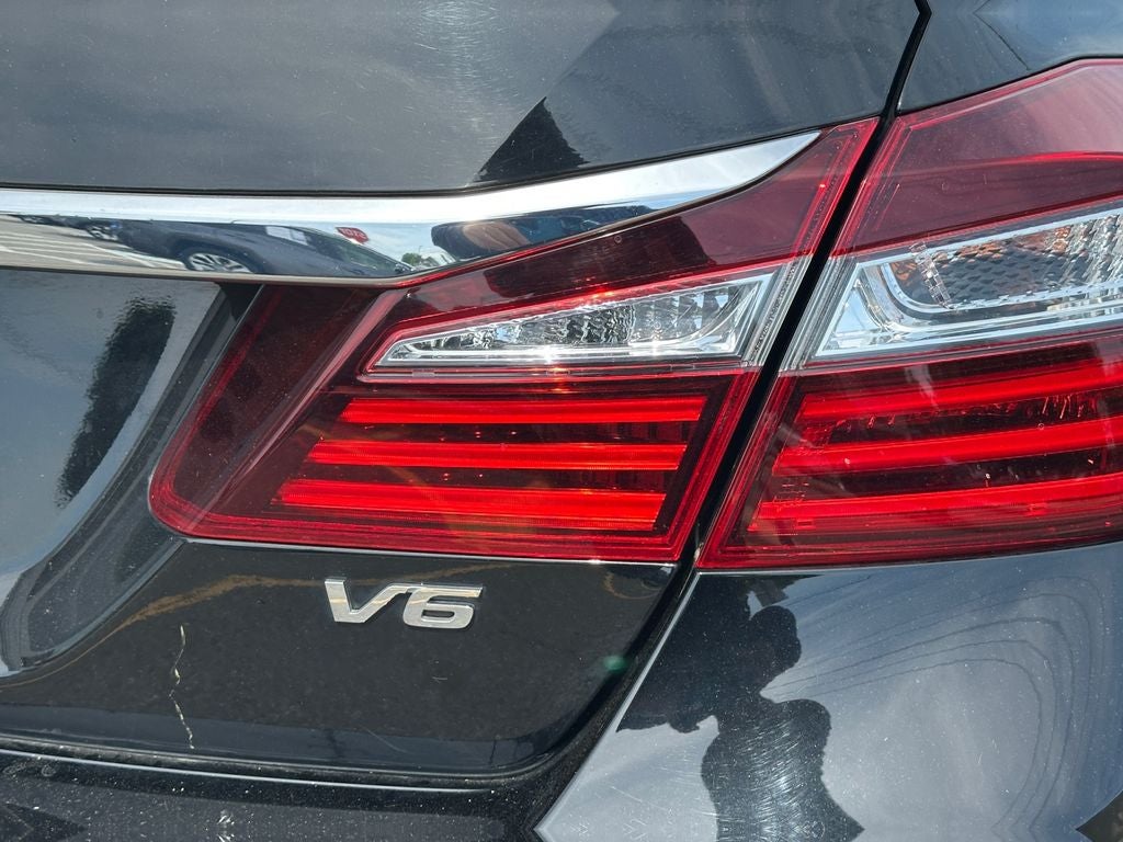 2016 Honda Accord EX-L w/Navigation and Honda Sensing