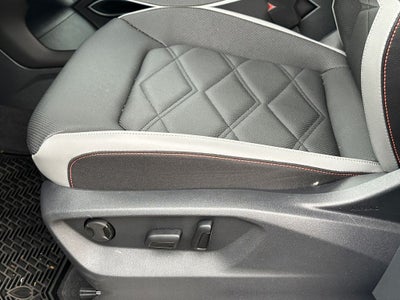 2024 Volkswagen Atlas 2.0T Peak Edition SE w/Technology - Low Miles!