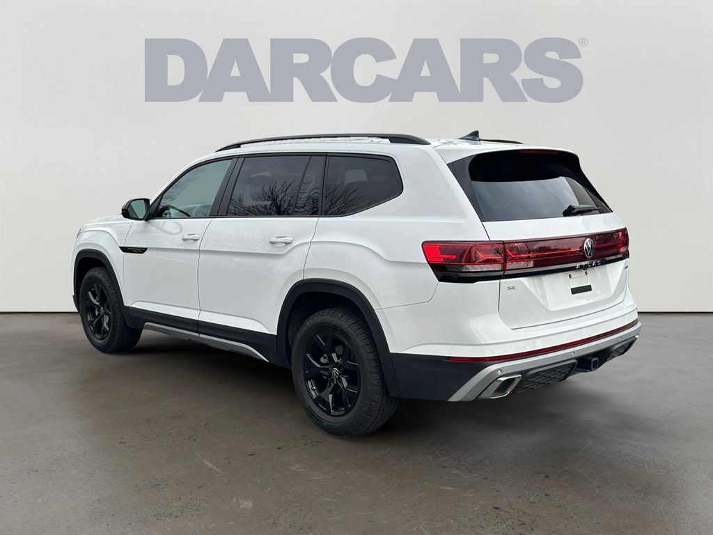 2024 Volkswagen Atlas 2.0T Peak Edition SE w/Technology - Low Miles!