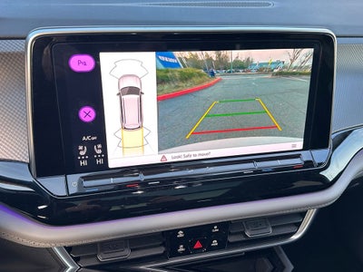 2024 Volkswagen Atlas 2.0T Peak Edition SEL - Low Miles!