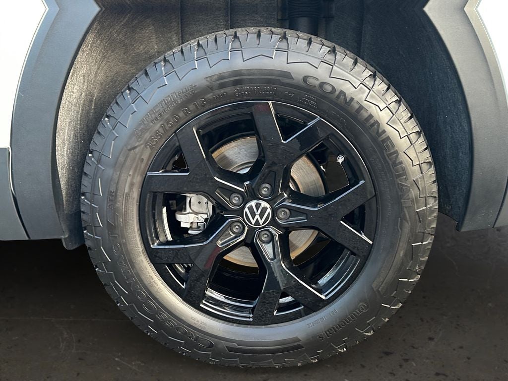 2024 Volkswagen Atlas 2.0T Peak Edition SEL - Low Miles!