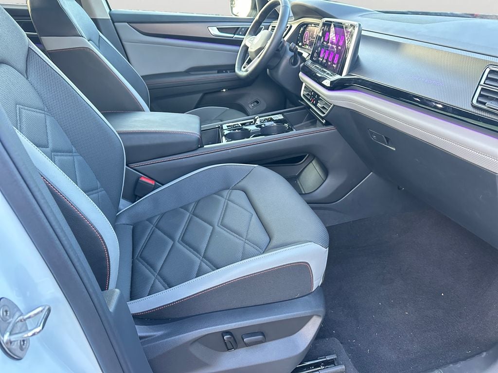 2024 Volkswagen Atlas 2.0T Peak Edition SEL - Low Miles!