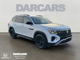 2024 Volkswagen Atlas 2.0T Peak Edition SEL