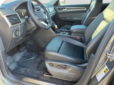 2022 Volkswagen Atlas 3.6L V6 SE w/Technology