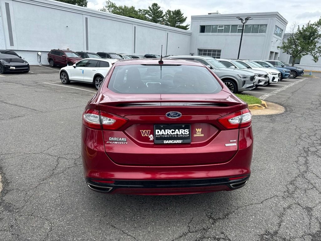 2016 Ford Fusion SE