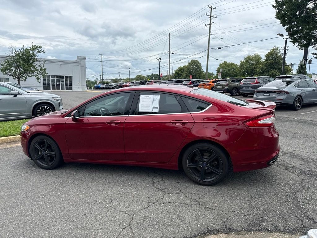 2016 Ford Fusion SE
