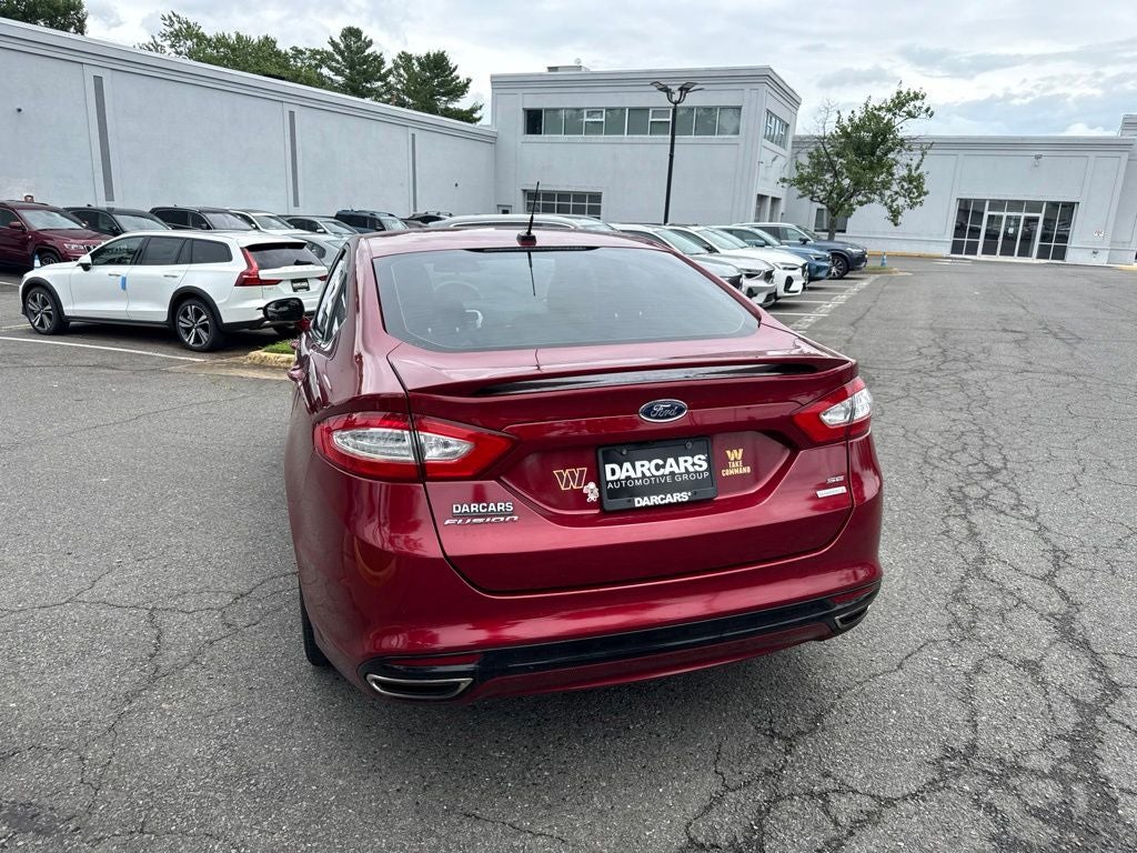2016 Ford Fusion SE