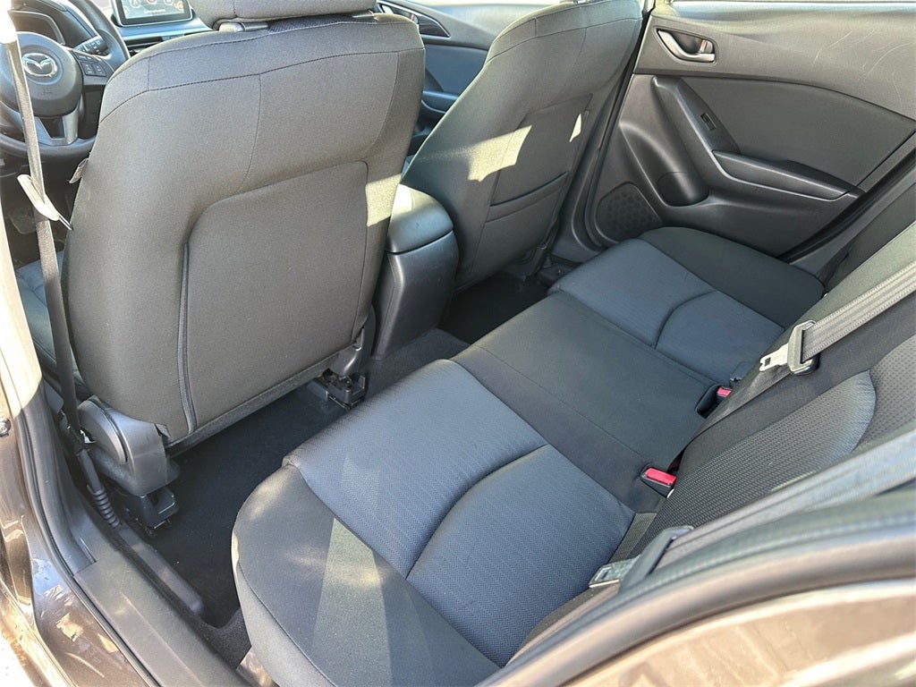 2015 Mazda Mazda3 i Sport