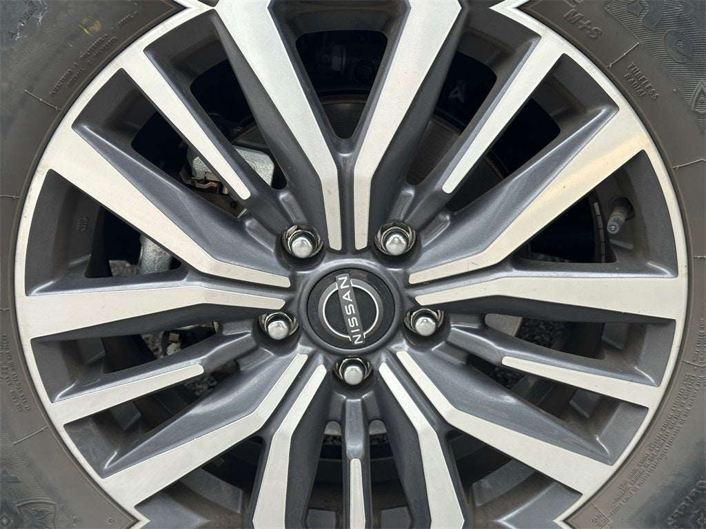 2023 Nissan Kicks SV - Low Miles!