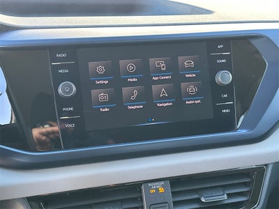 2023 Volkswagen Taos 1.5T SE - Very Low Miles!