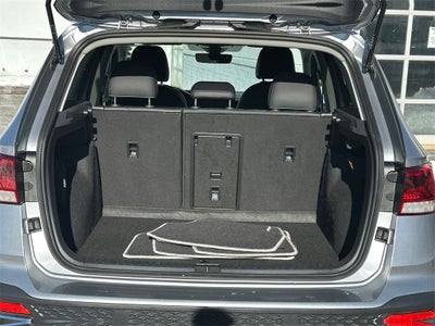 2023 Volkswagen Taos 1.5T SE - Very Low Miles!