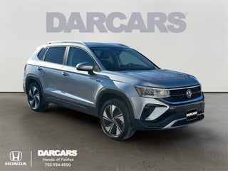 2023 Volkswagen Taos 1.5T SE - Very Low Miles!