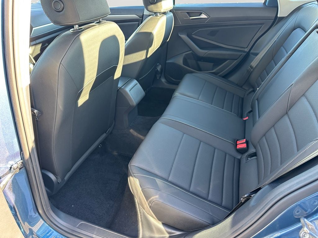 2021 Volkswagen Jetta 1.4T SE - Low Miles!