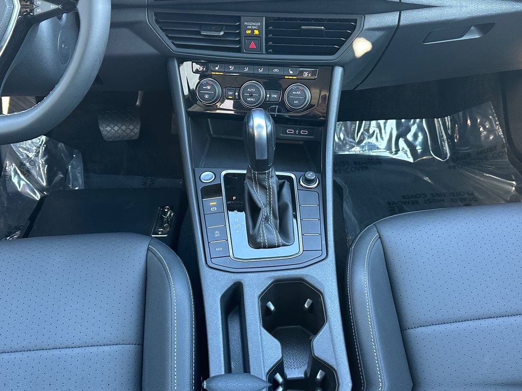 2021 Volkswagen Jetta 1.4T SE - Low Miles!