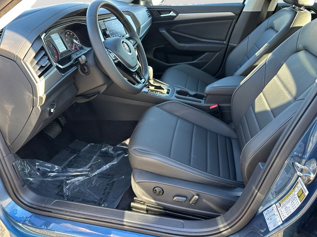 2021 Volkswagen Jetta 1.4T SE - Low Miles!