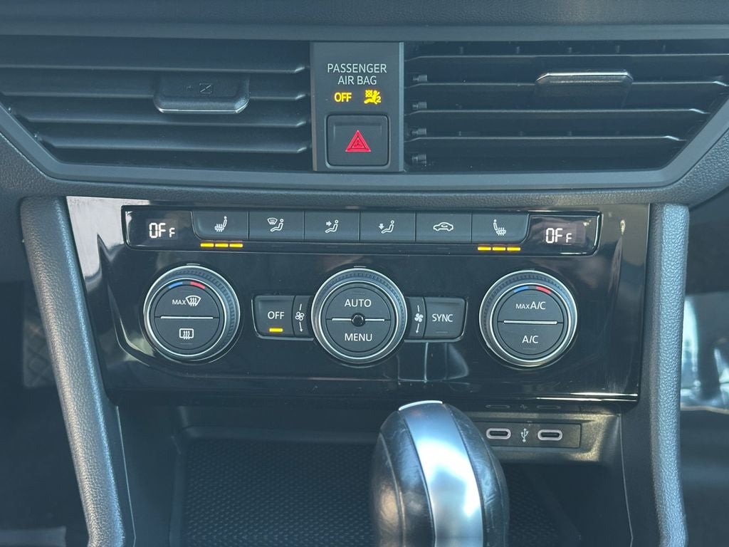 2021 Volkswagen Jetta 1.4T SE - Low Miles!