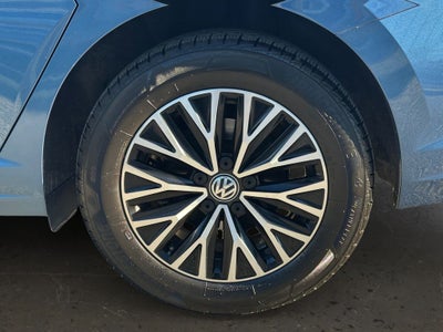 2021 Volkswagen Jetta 1.4T SE - Low Miles!