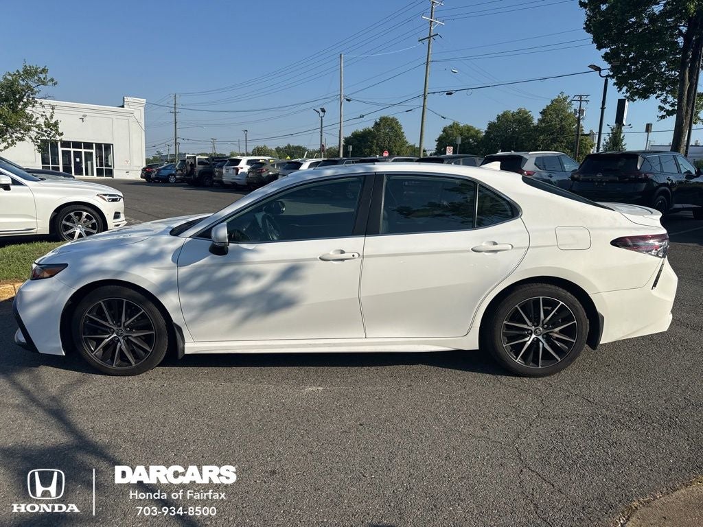 2021 Toyota Camry SE