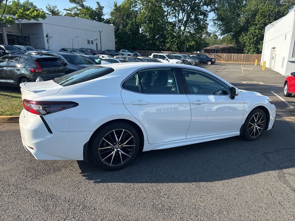 2021 Toyota Camry SE