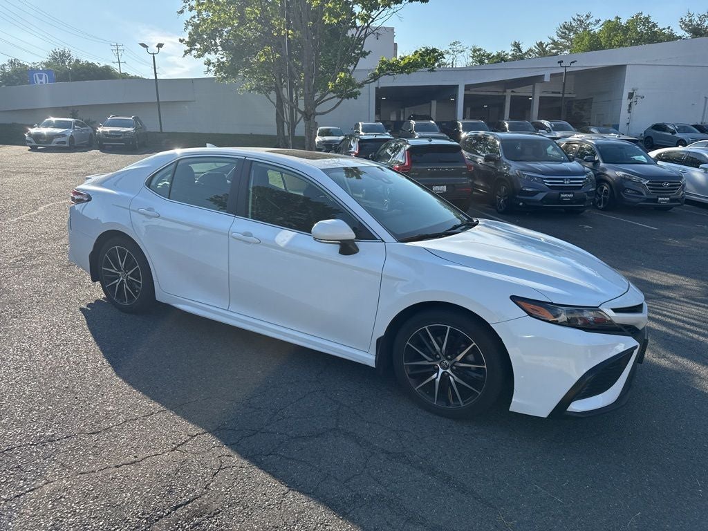 2021 Toyota Camry SE