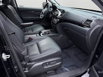 2021 Honda Pilot Touring 8 Passenger
