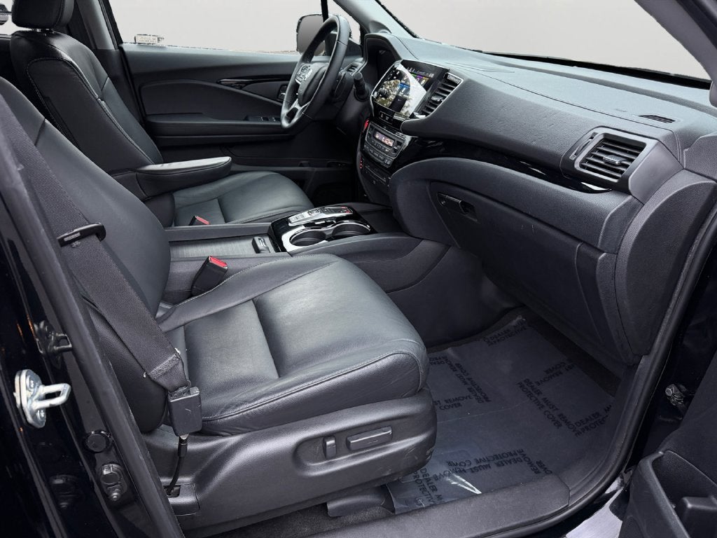 2021 Honda Pilot Touring 8 Passenger