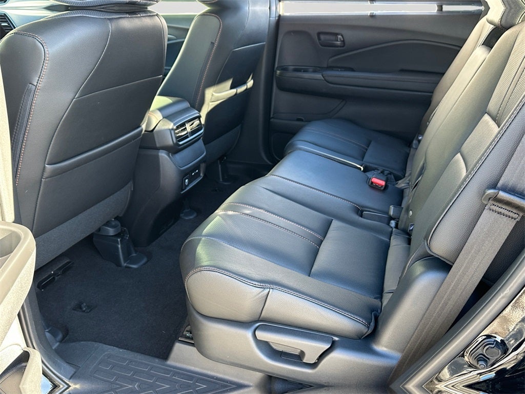 2025 Honda Passport TrailSport - Low Miles!