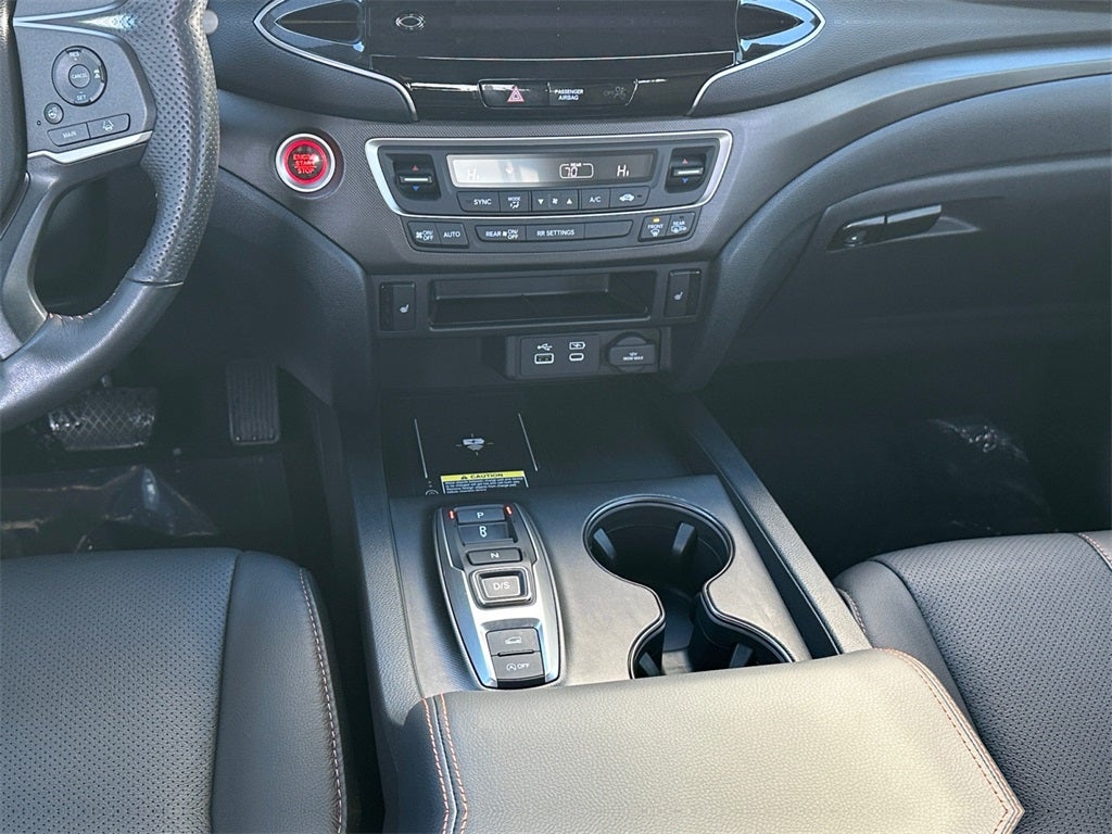 2025 Honda Passport TrailSport - Low Miles!