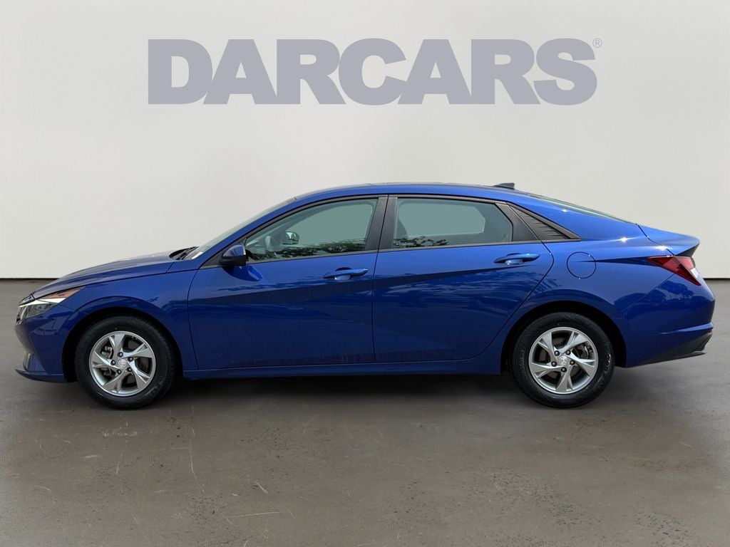 2023 Hyundai Elantra SE