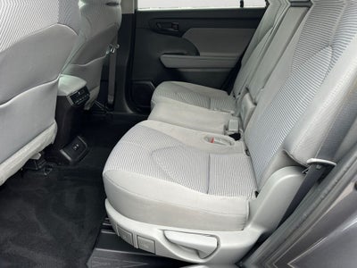 2021 Toyota Highlander LE