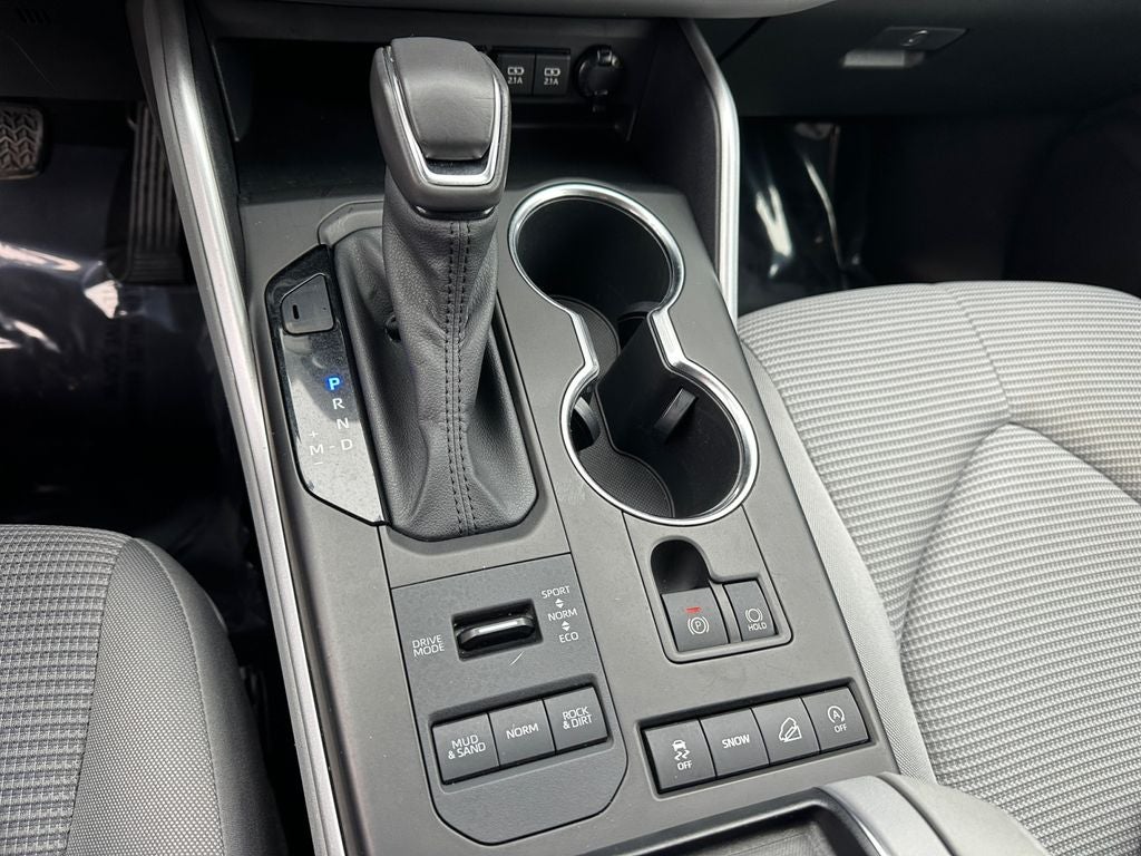 2021 Toyota Highlander LE