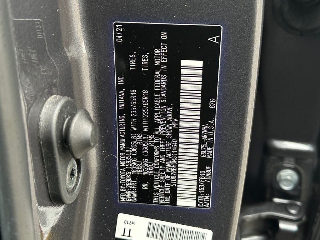 2021 Toyota Highlander LE