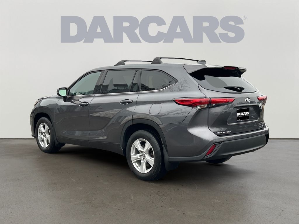 2021 Toyota Highlander LE