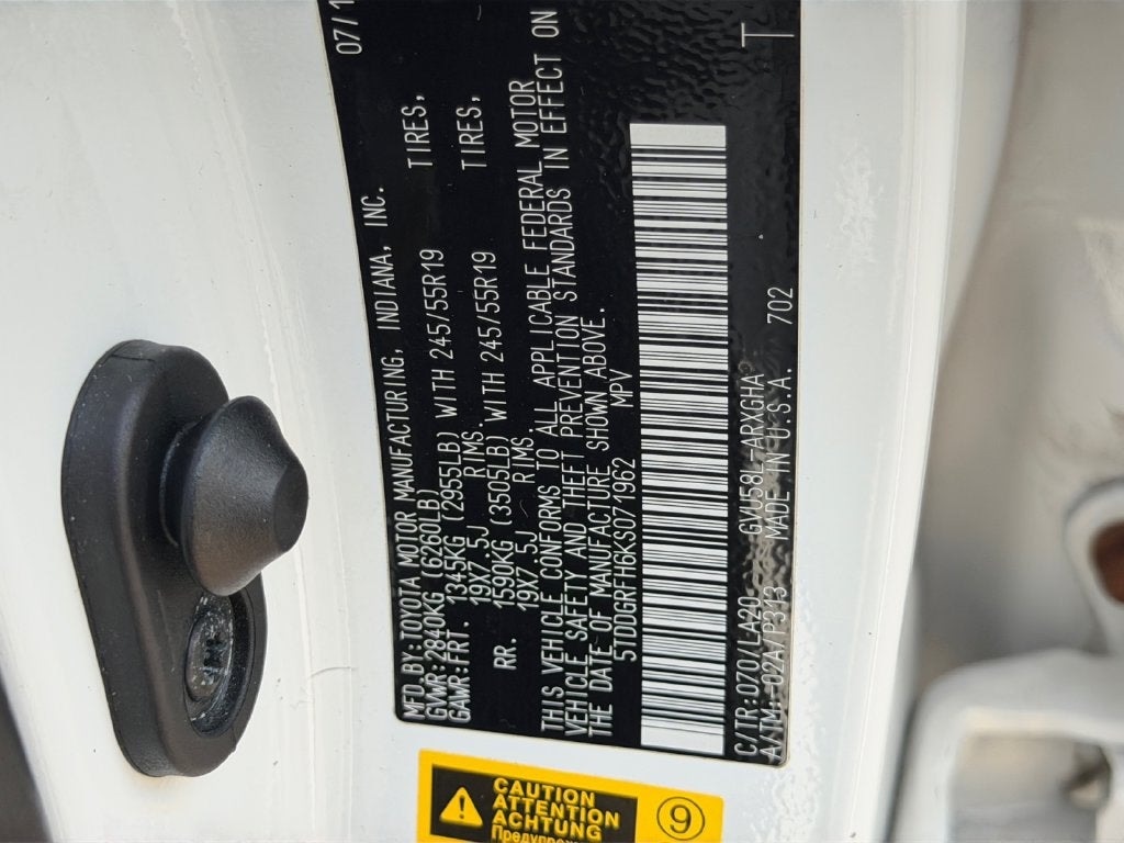 2019 Toyota Highlander Hybrid Limited Platinum