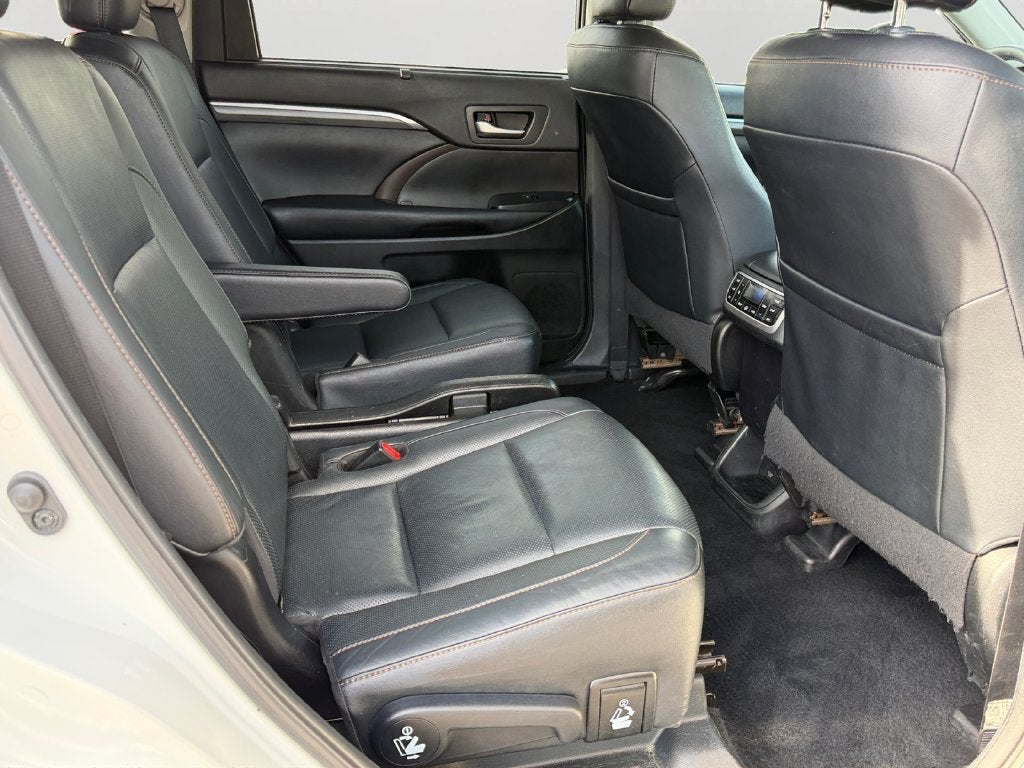 2019 Toyota Highlander Hybrid Limited Platinum