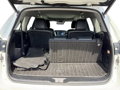 2019 Toyota Highlander Hybrid Limited Platinum