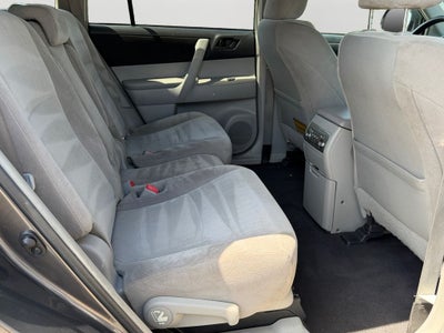 2013 Toyota Highlander Base