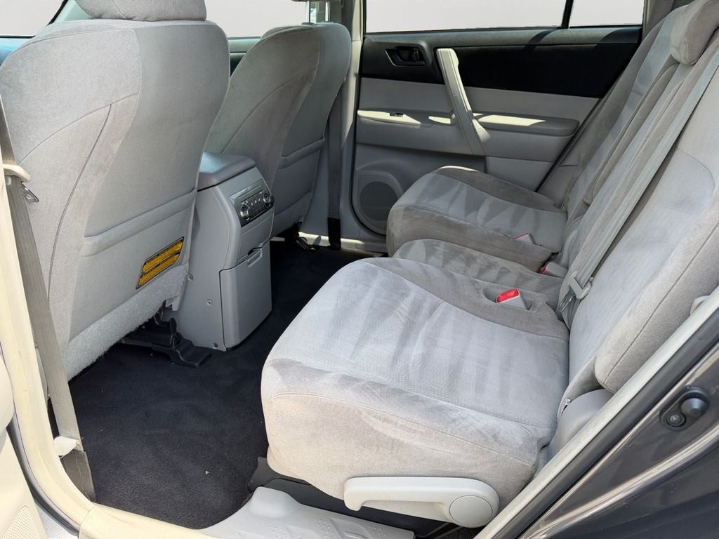 2013 Toyota Highlander Base