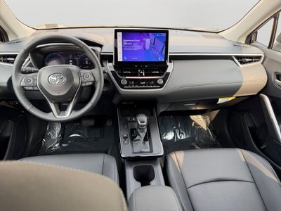 2026 Toyota Corolla Cross XLE "Moonroof"