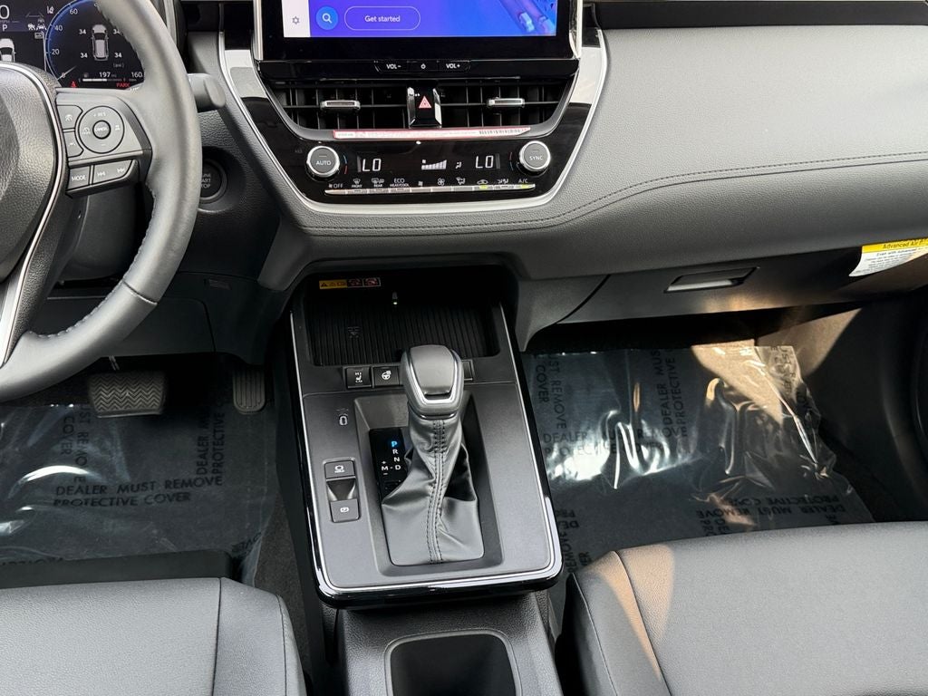 2026 Toyota Corolla Cross XLE "Moonroof"
