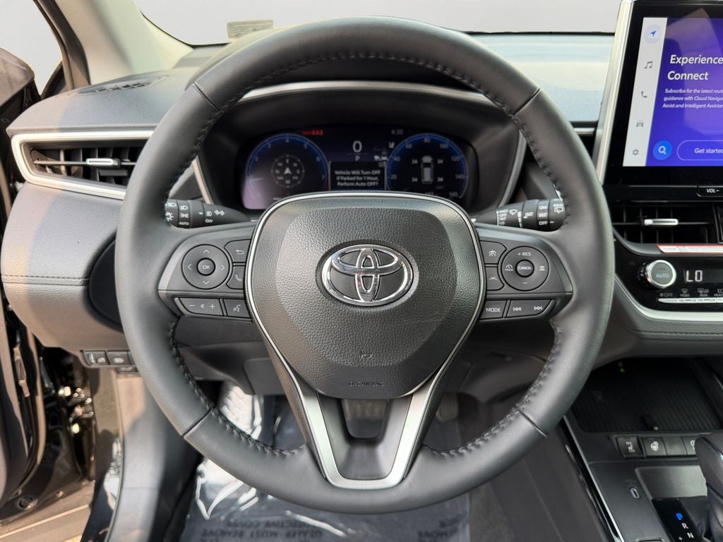 2026 Toyota Corolla Cross XLE "Moonroof"