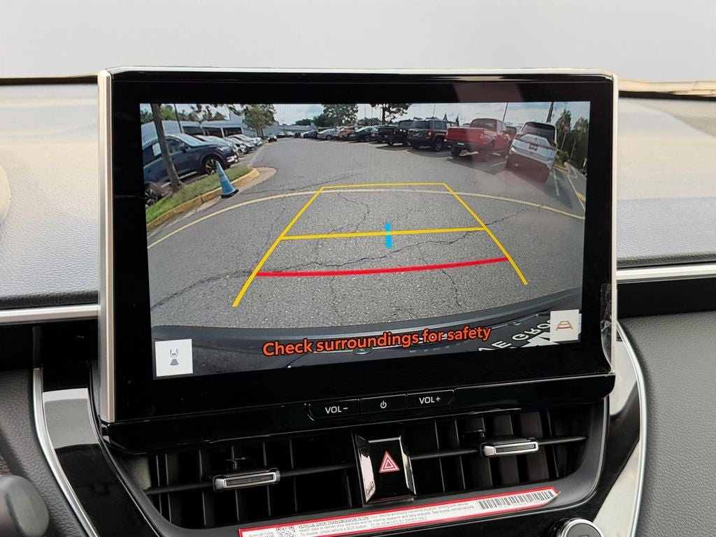 2026 Toyota Corolla Cross XLE "Moonroof"