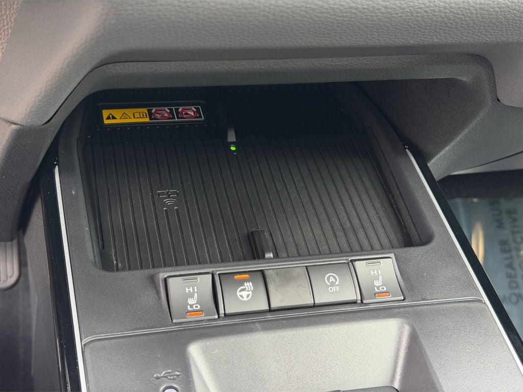 2026 Toyota Corolla Cross XLE "Moonroof"